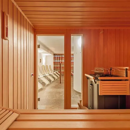 Apartman In With Shared Swimming Pool *